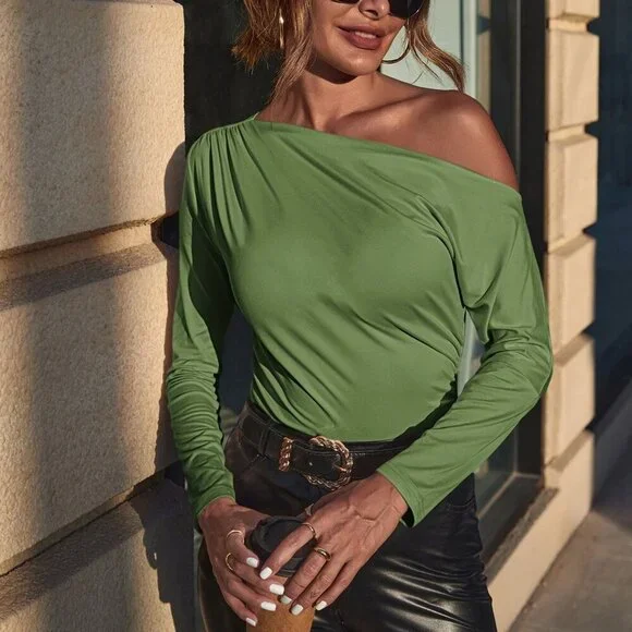 Green Elegant Women's Asymmetrical Neck Ruched Tee - Picture 5 of 6